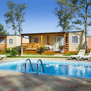 4* Semesterpark Maistra Valkanela Mobile Homes